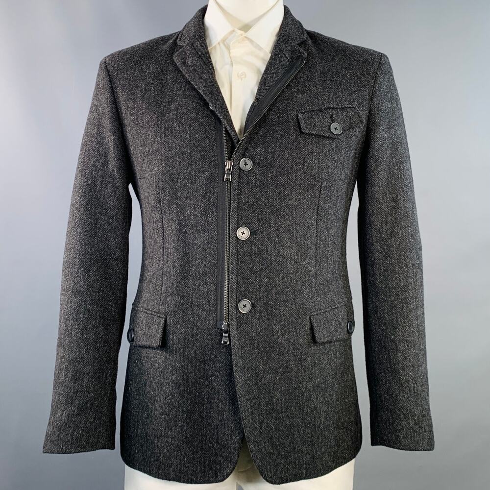 JOHN VARVATOS STAR USA Size 42 Grey Charcoal Herringbone Wool Blend Sport Coat